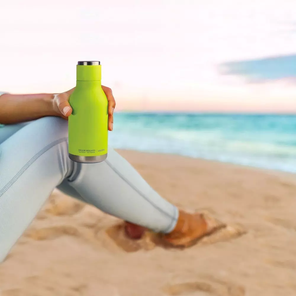 barevné termosky na kávu Asobu Skinny mini. Zdroj: Asobu Cafflano Go-Brew Mint je dostupná v různých barvách a je ideální pro přípravu kávy na cestách.