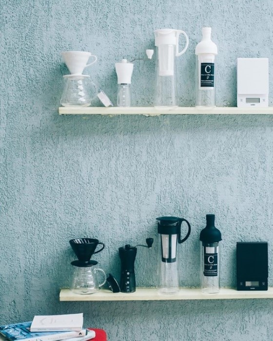 Dripper Hario V60-02 keramický černý | Lázeňská káva