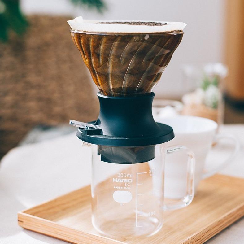 Hario Immersion Switch V60-02 dripper s filtry | Lázeňská káva