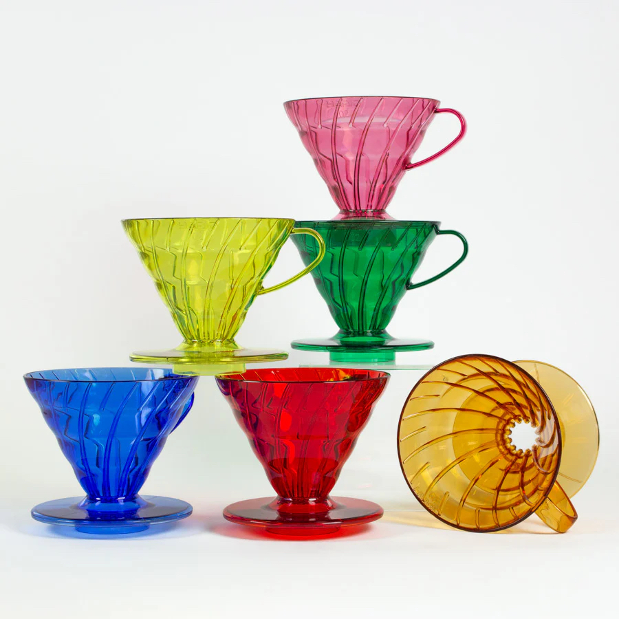 Dripper Hario V60-02 plastový průhledný zelený | Lázeňská káva