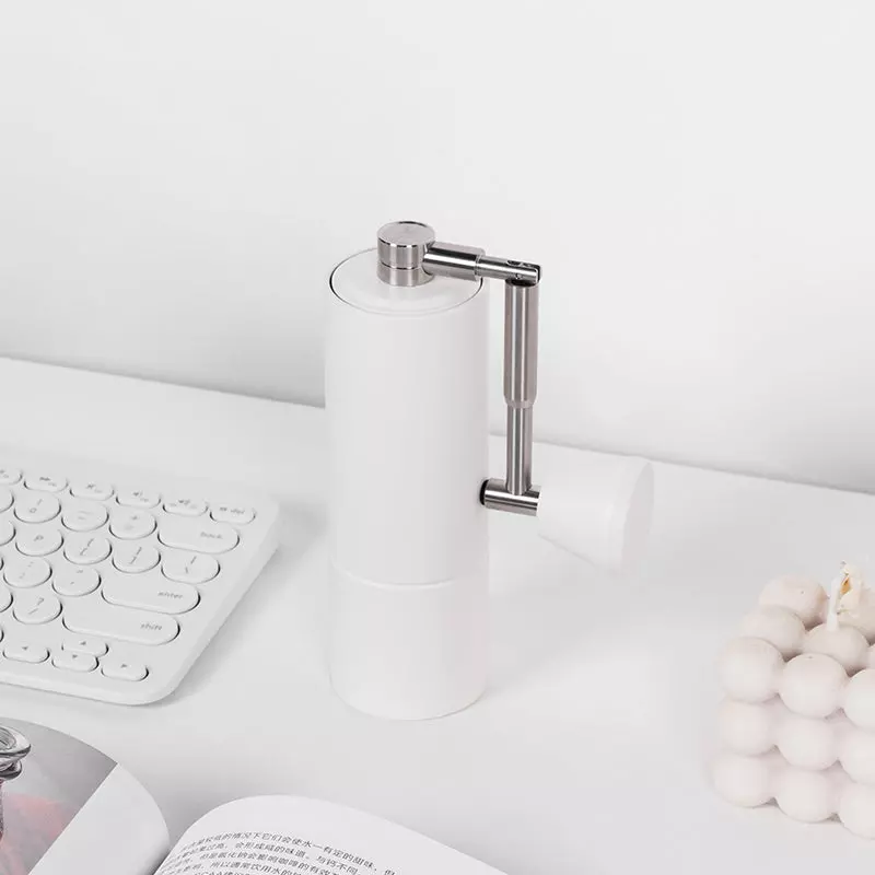 Timemore C3 PRO bílý – ruční mlýnek na kávu | Lázeňská káva