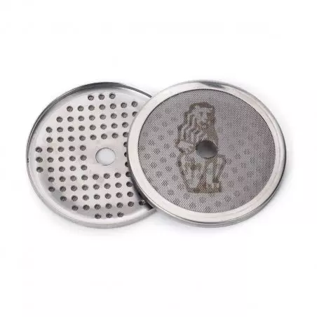 Stříbrná sprcha na kávovar La Marzocco.