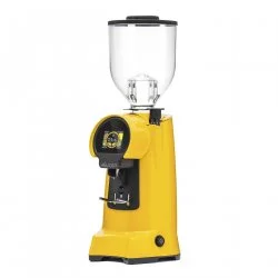 Elektrický mlýnek na kávu ve žluté barvě Eureka Helios 75.