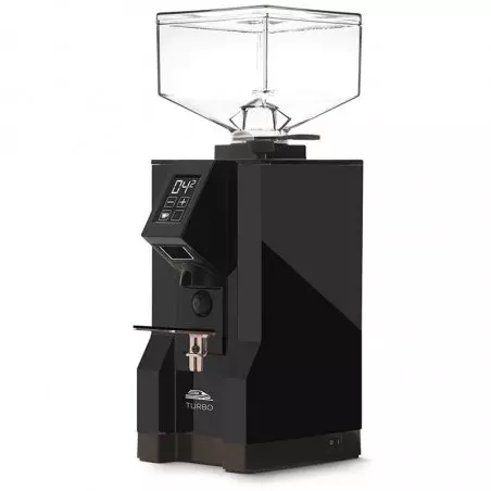 Eureka Mignon Turbo v černém provedení pro mletí kávy na espresso.