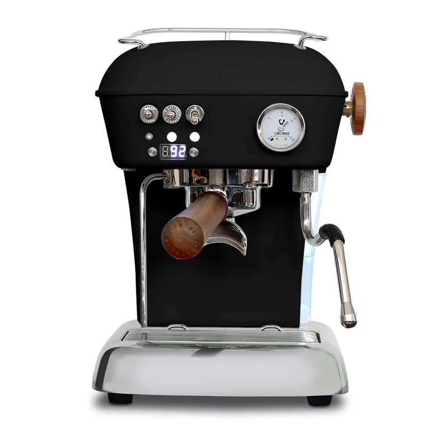 Černý pákový kávovar Ascaso Dream PID s nastavováním teploty.