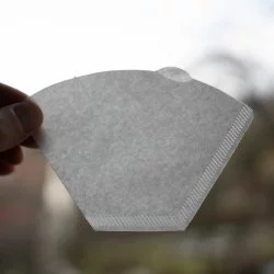 Papírový filtr vybělený do moccamasteru