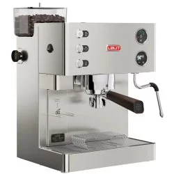 Domácí pákový kávovar Lelit Kate PL82T s integrovaným mlýnkem na kávu.