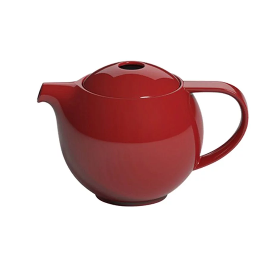 Červený čajník s infuzérem Loveramics Pro Tea o objemu 400 ml, ideální pro servírování čaje.