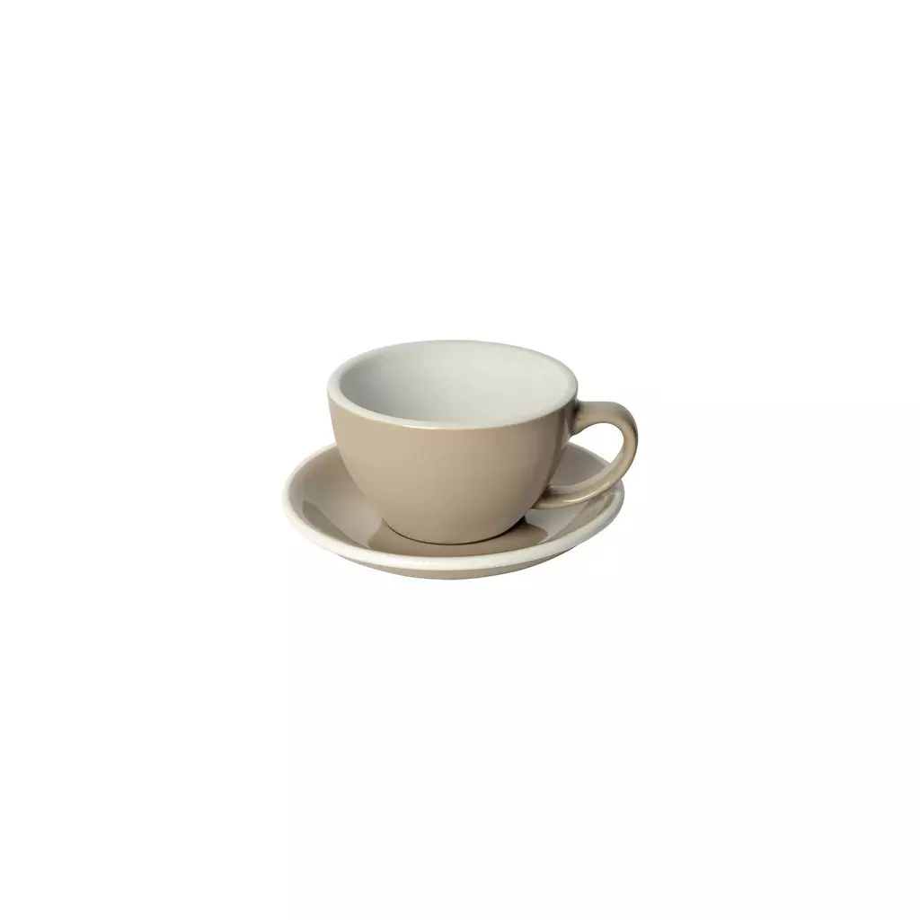 Hrníček s podšálkem Loveramics Egg - Cafe Latte 300 ml v barvě taupe s objemem 150 ml, vyrobený z kvalitního porcelánu.
