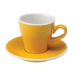 Žlutý porcelánový šálek a podšálek na cappuccino Loveramics Tulip s objemem 180 ml.