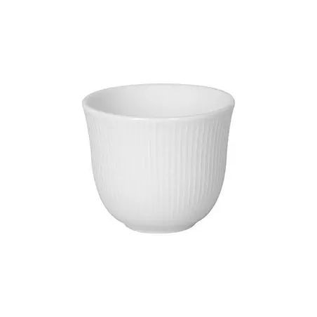 Bílý porcelánový degustační hrnek Loveramics Brewers s objemem 150 ml a reliéfním vzorem.