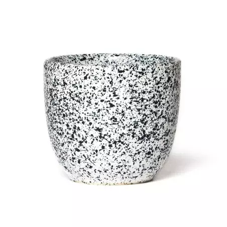 Bílá šálka na cappuccino Aoomi Mess Mug 05 s objemem 170 ml.