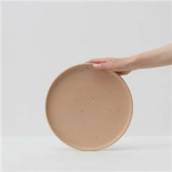 Oranžový velký talíř Aoomi Sand Large Plate, ideální pro servírování.