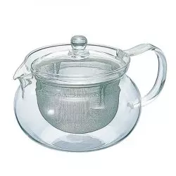 Průhledná skleněná konvice na čaj Hario Chacha Kyusu-Maru o objemu 700 ml, ideální pro pohodlné přípravy vašeho oblíbeného čaje.