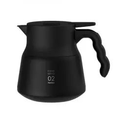 Termoska Hario Insulated Server V60-02 Plus v černé barvě s objemem 600 ml udrží vaši kávu déle horkou.