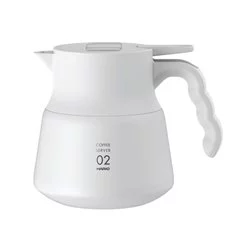 Bílá nerezová konvička na kávu Hario Insulated Server V60-02 Plus s objemem 600 ml, ideální pro přípravu a uchování vaší oblíbené kávy.