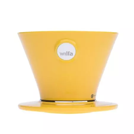Žlutý překapávač Wilfa Pour Over Dripper s objemem 50 ml je ideální pro milovníky kávy, kteří preferují ruční přípravu.