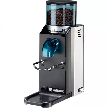 Elektrický mlýnek na kávu Rancilio Rocky Doserless, který dosahuje rychlosti mletí přibližně 0,8 gramu za sekundu.