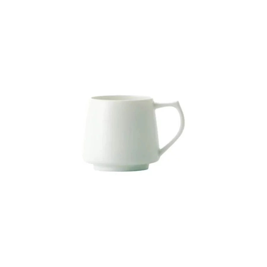 Bílý hrnek na kývu a čaj z porcelánu, značka Origami.