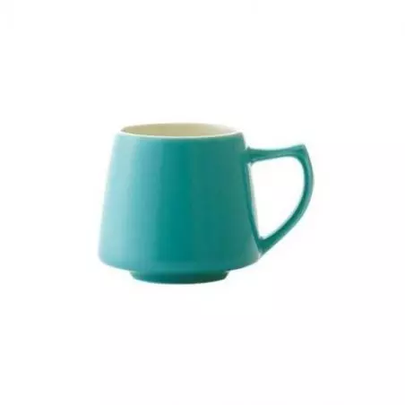 Tyrkysový hrnek na kávu z porcelánu značky Origami, o objemu 200 ml.