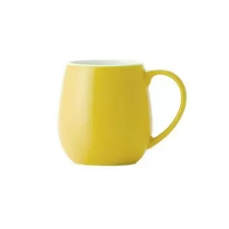 Žlutý porcelánový hrnek o objemu 320 ml značky Origami.