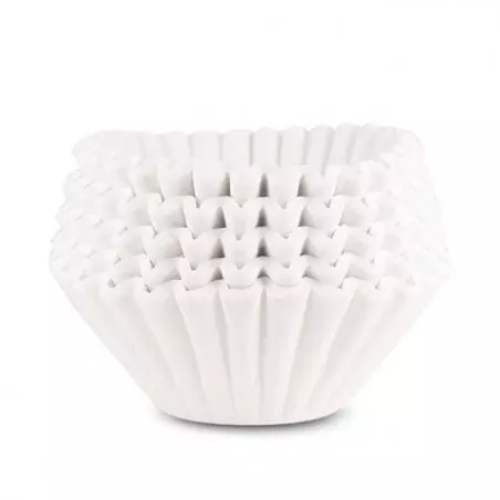 Fetco bílé papírové filtry na bílém pozadí