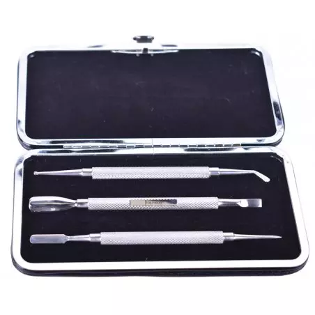 Sada JoeFrex pro latte art obsahuje vše potřebné pro zdokonalení vaší techniky zdobení kávy.