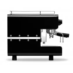 Pohled z boku na profesionální pákový kávovar IBERITAL IB7 Standard 1 group v černém provedení.