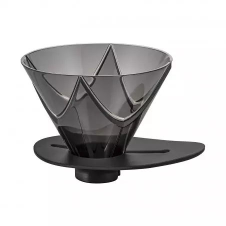 Černý překapávač Hario V60 One Pour Dripper Mugen, vhodný pro metodu přípravy Clever Dripper.