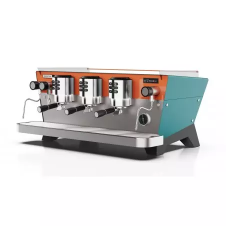 Profesionální pákový kávovar Iberital Vista 2GR Colour s bojlerem o objemu 3 litry pro přípravu espressa.