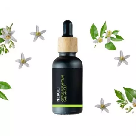 Lahvička Pěstík Neroli 100% přírodního esenciálního oleje o objemu 10 ml s relaxačním účinkem.