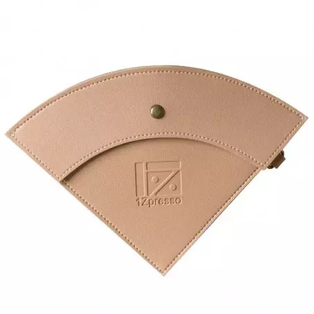 Obal na papírové filtry V60 od značky 1Zpresso, který udrží vaše filtry bezpečně a čistě.