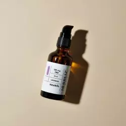 Balení přírodních produktů Cannapio ideální pro darování ženám, které chtějí podpořit svoji krásu přírodní cestou.