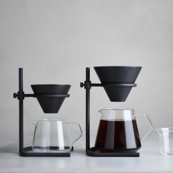 Set pro přípravu filtrované kávy Kinto SCS-S04 Brewer Stand pro dva a pro čtyři šálky.