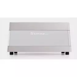 Profesionální trojpákový kávovar Nuova Aurelia MP 3GR v bílém provedení.