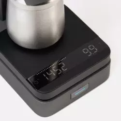 Elektrický mlýnek Acaia Orbit Mazzer 0033M s váhou Acaia Lunar.