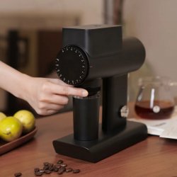 Elektrický mlýnek pro filtrovanou kávu Timemore Sculptor 064.