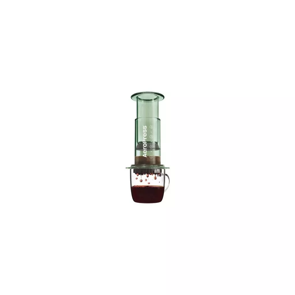 Aeropress Clear Coffee Press má krásný čistý zelený design.