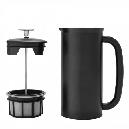 Černý French press od značky Espro s objemem 530 ml.