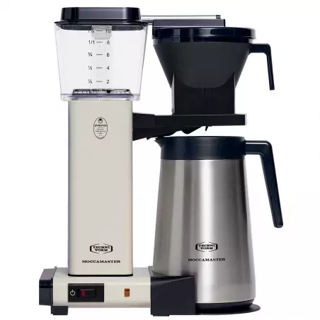 Bílý překapávač kávy Moccamaster KBGT 741 od Technivorm, určený pro milovníky kvalitní kávy.