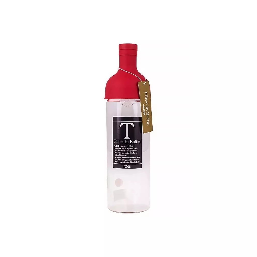 Hario Cold Brew Tea Filter-In Bottle o objemu 750 ml v červené barvě.