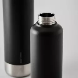 Černá minimalistická termoska Goat Story Omni termoska 1000 ml. Černá minimalistická termoska Goat Story Omni termoska 1000 ml.