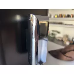 Sencor SES 7200 BK je automatický kávovar z kategorie bazarového zboží, který nabízí funkci automatického čištění pro snadnou údržbu.