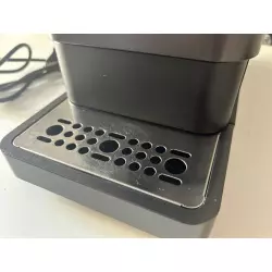 Sencor SES 7200 BK showroom je výkonný kávovar pro přípravu kvalitního espressa s tlakem 19 bar, ideální pro milovníky kávy.