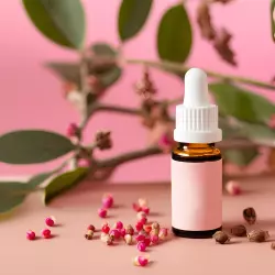 BIO Růžový pepř od značky Green Plantation je 100% přírodní esenciální olej s objemem 10 ml, ideální pro aromaterapii a relaxaci.