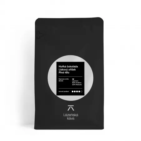 Espresso směs 80/20 od značky Lázeňská káva je kvalitní zrnková káva na espresso s podílem Arabiky, která zaručuje bohatou chuť a aroma.