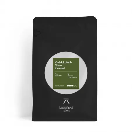 Zrnková káva na espresso Gramalotal od značky Lázeňská káva nabízí lahodné chuťové vlastnosti s tóny pekanového ořechu.