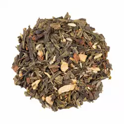 BIO Chai Green Tea je kvalitní směs zeleného čaje od značky Green Plantation, která se vyznačuje celolistovou formou pro intenzivní chuťový zážitek.