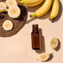 BIO Banán je 100% přírodní infusovaný olej od značky Green Plantation, který přináší lákavou banánovou vůni v praktickém balení 10 ml.