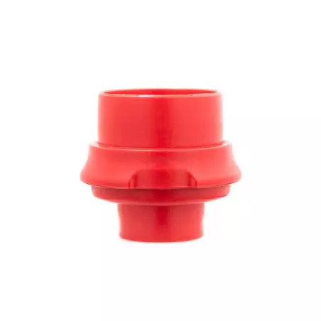 Červený portafilter pro Flair Standart Flow Control na bílém pozadí
